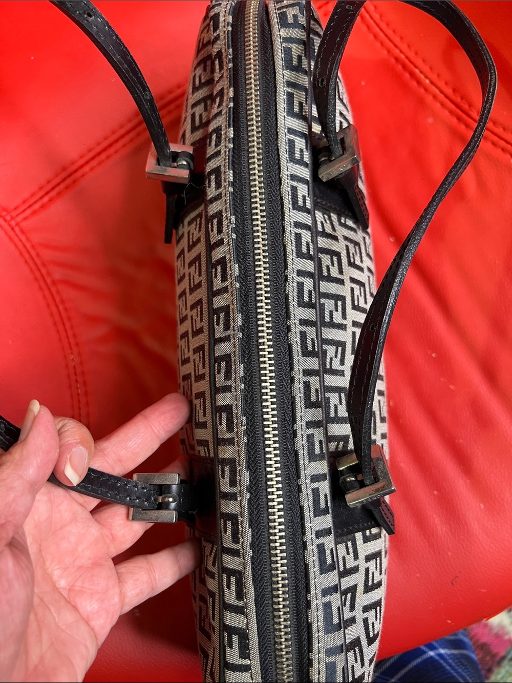 Fendi Black & Beige Zucca Jacquard Shoulder Bag - Picture 6 of 9